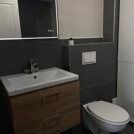 Concrete Nest King Bed Free Parking * Cluj-Napoca